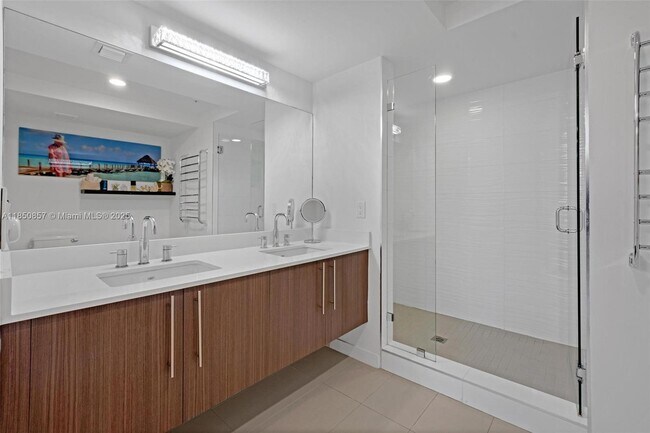 Building Photo - 7825 NW 107th Ave