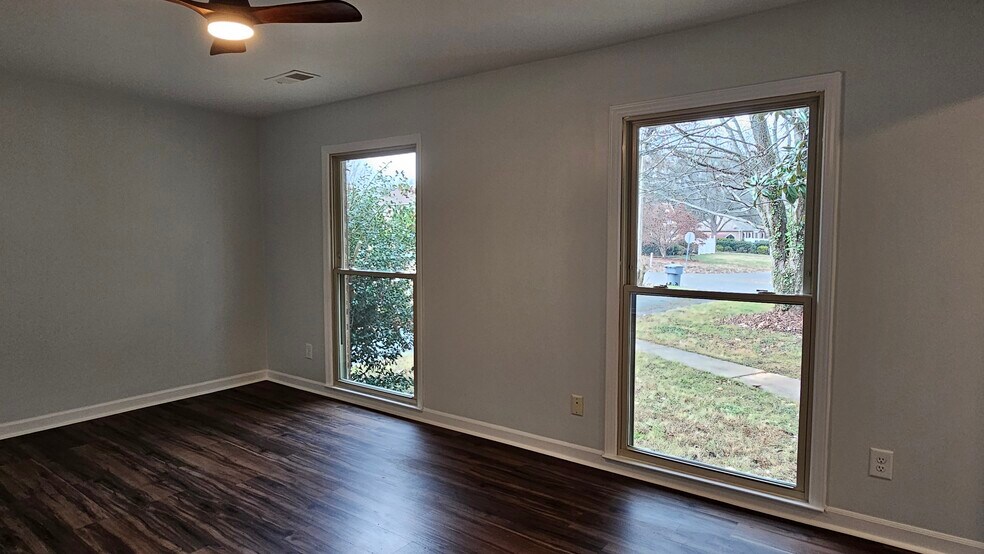 Building Photo - 6736 Hartsell Pl