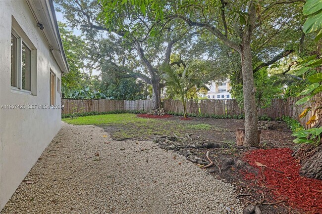 Building Photo - 3365 William Ave