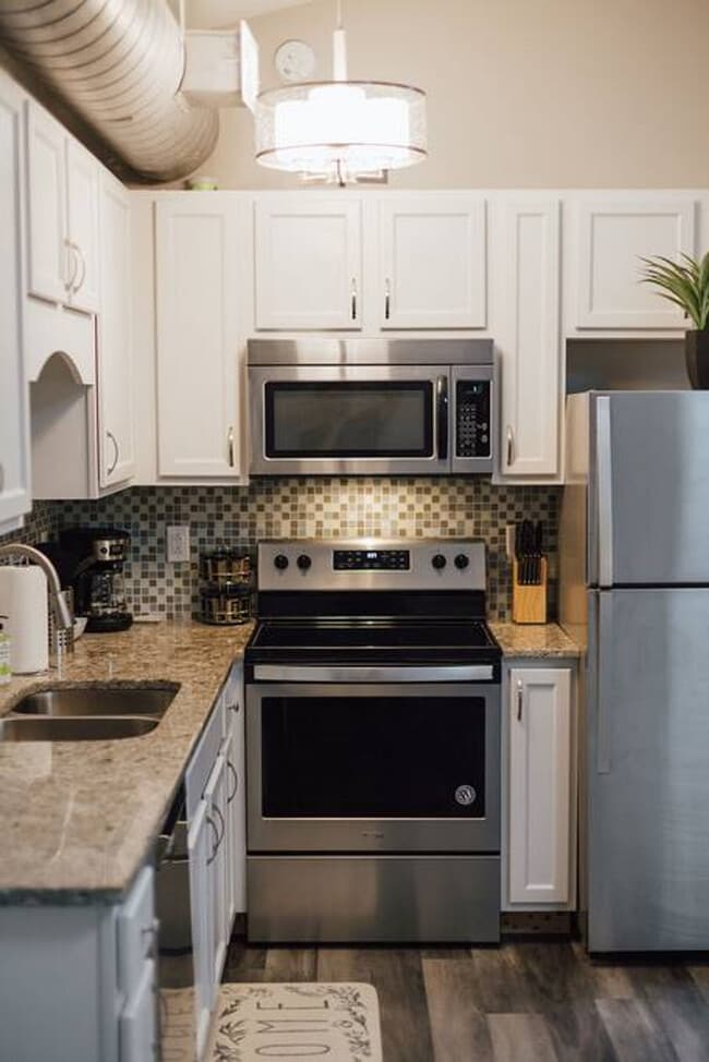 Building Photo - 117 Spring St