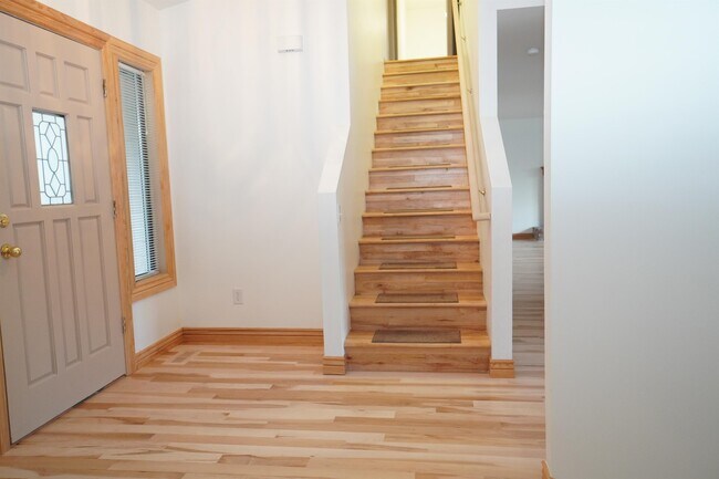 Building Photo - 11965 W Gunsmoke Dr