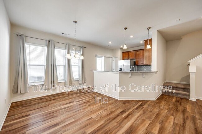 Building Photo - 524 Hunters Dance Road