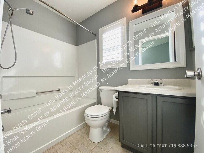 Building Photo - 5719 Ansel Dr