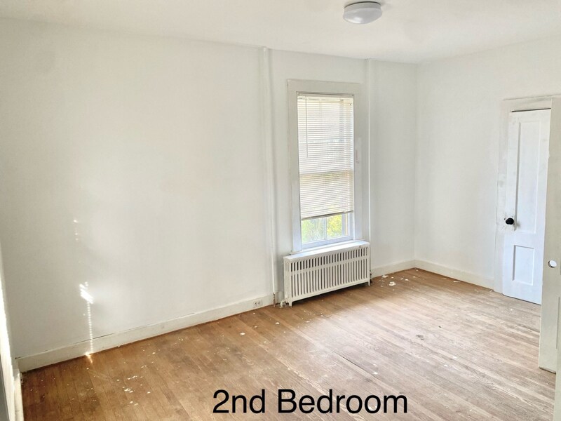 Building Photo - 74 Orient St