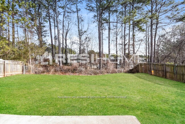 Building Photo - 25 Nellie Brook Dr SW