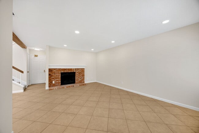 Building Photo - 15746 Tetley St