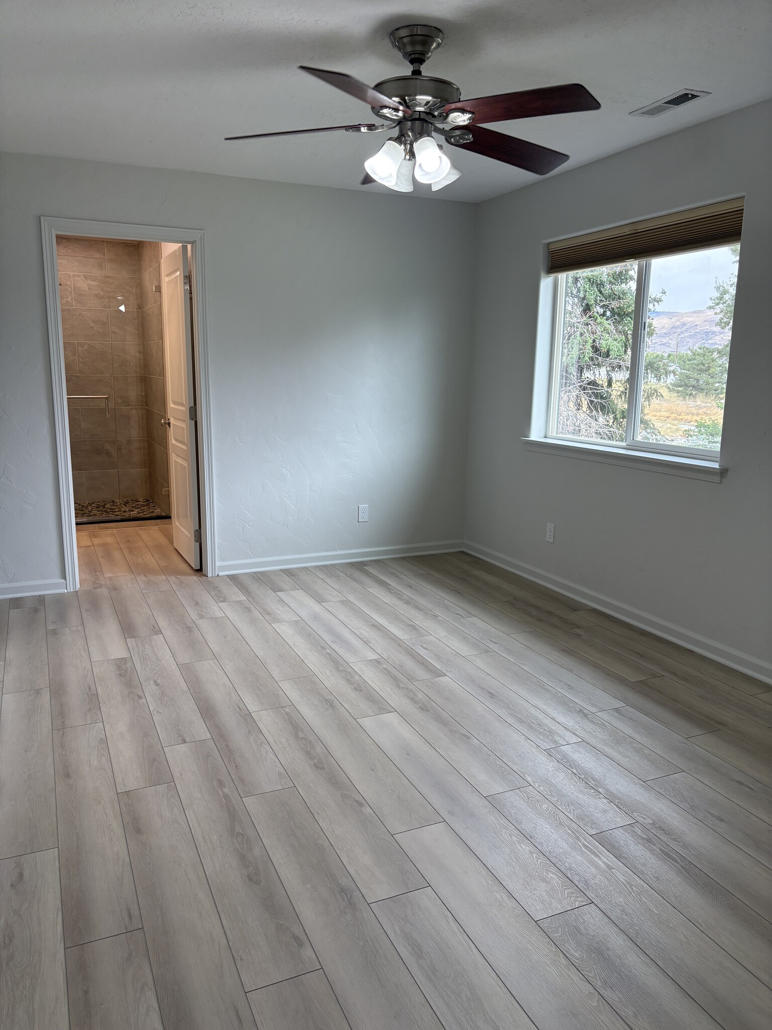 Building Photo - 2557 Cordell St