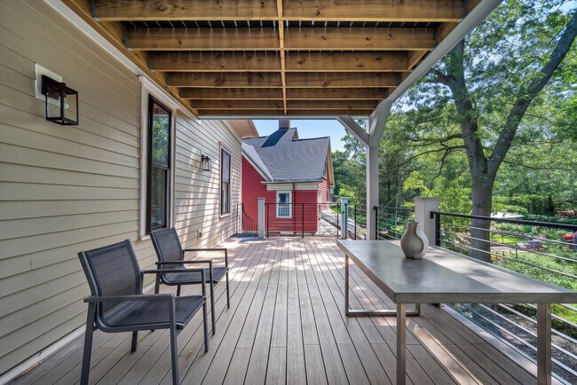 Building Photo - 57 Grampian Way