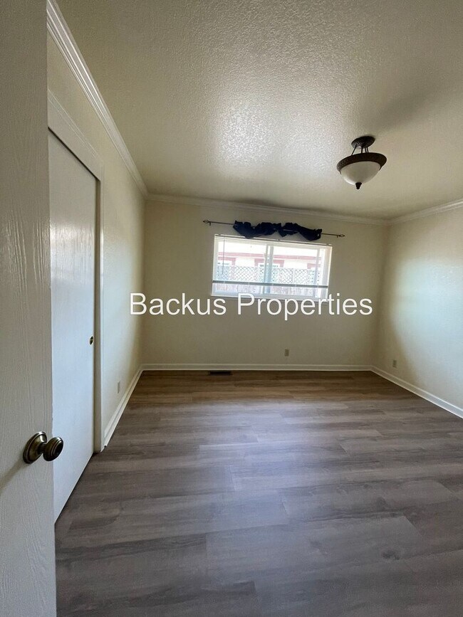 Building Photo - Remodeled three bedroom home near Marina B...