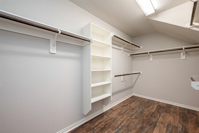Building Photo - 23613 Alder Branch Ln