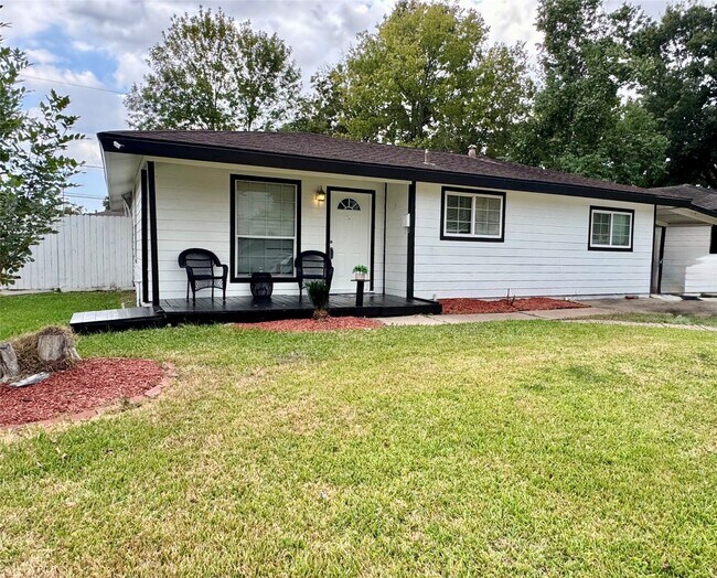 Building Photo - 2708 Morningside Ln