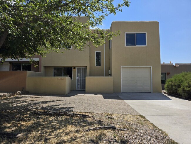 Building Photo - 2582 Camino San Patricio