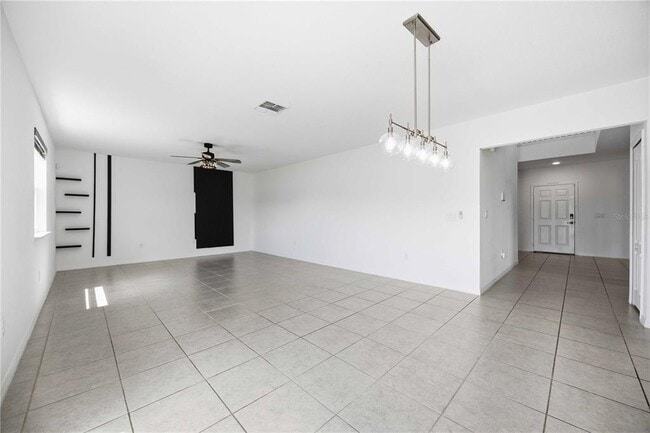 Building Photo - 525 Pawnee Ct