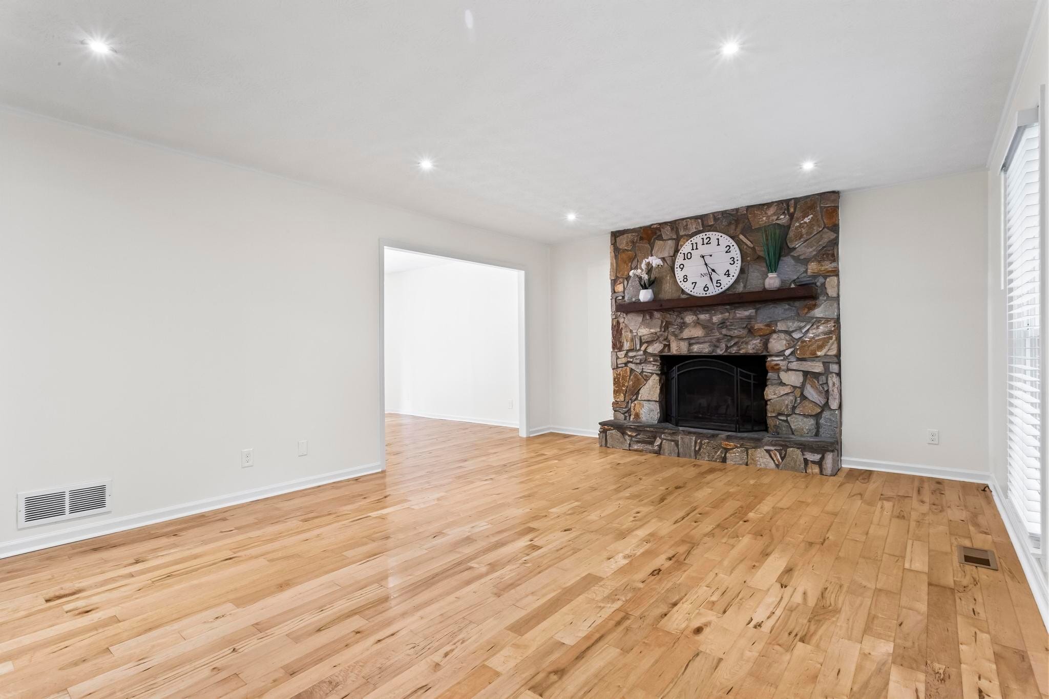 Building Photo - 4133 Thornwall Dr