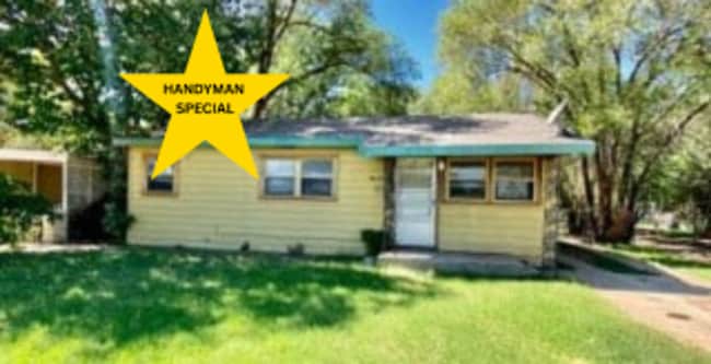 Building Photo - Handyman Special $0 First Month's Rent / “You fix, you SAVE BIG!!” Contact Mayshell for details: ...