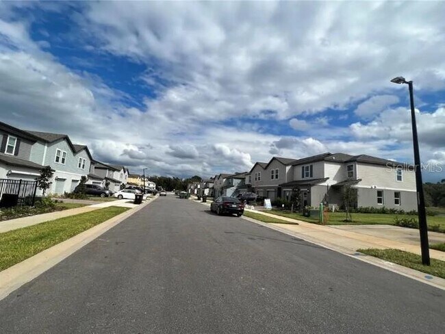 Building Photo - 756 Legacy Dr