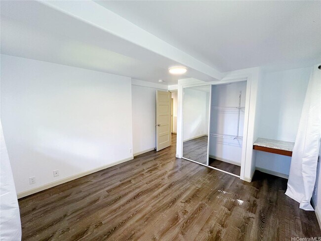 Building Photo - 2578 Pacific Heights Rd