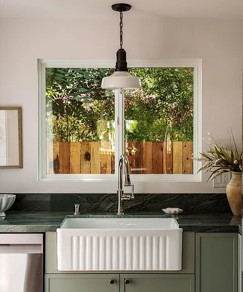 Building Photo - 5033 Townsend Ave