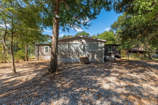 Primary Photo - 4424 W Forest Rd