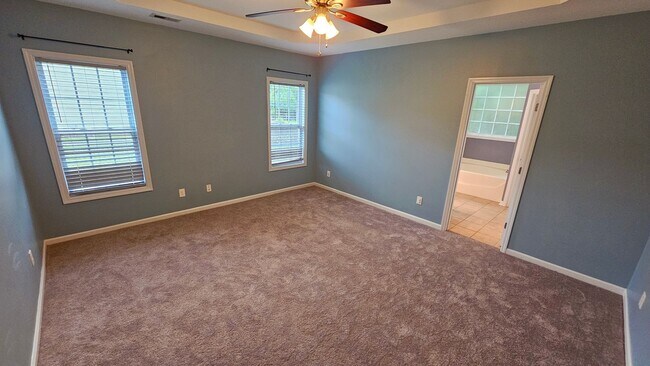 Building Photo - 300 Bouy Ct
