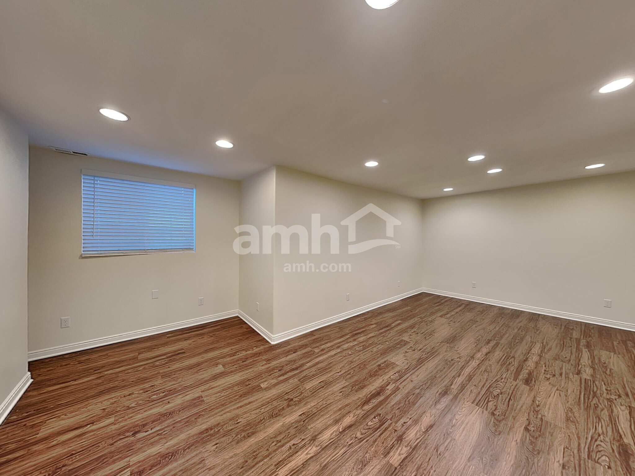 Building Photo - 3354 W 500 N