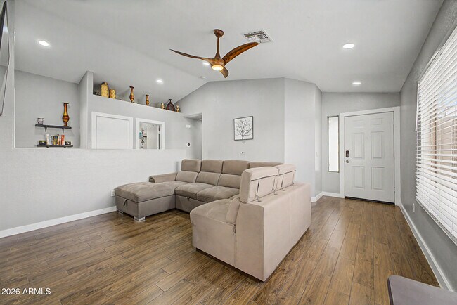 Building Photo - 3819 N 106th Ave