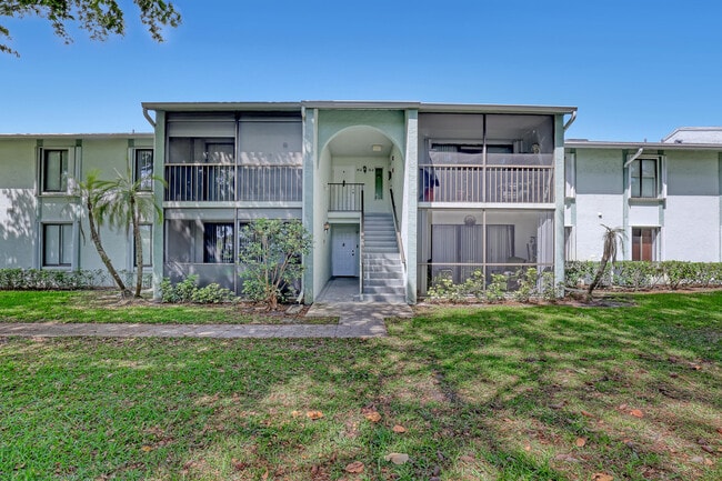 Building Photo - 3618 Alder Dr