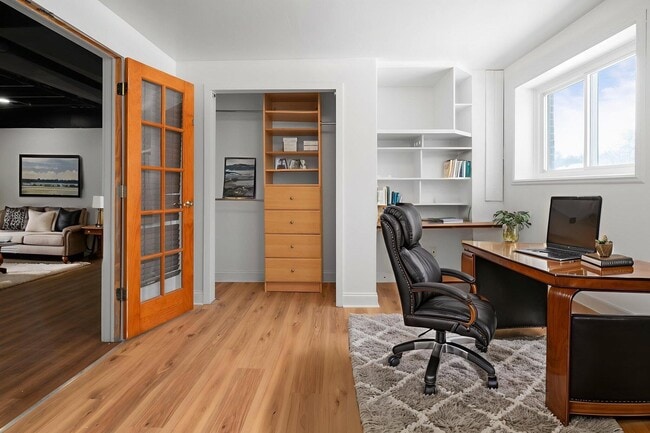 Building Photo - 655 Ferndale Ave