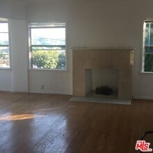 Building Photo - 5245 Maymont Dr