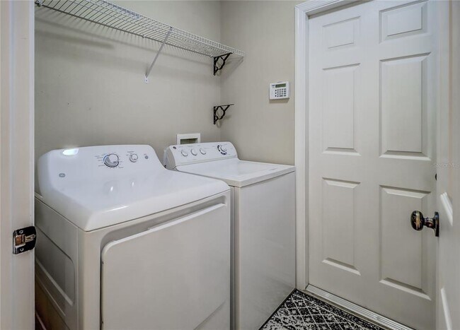 Building Photo - 18904 Nest Fern Cir