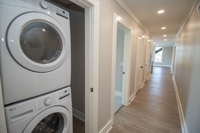 Building Photo - Modern Comfort Meets Historic Character in...