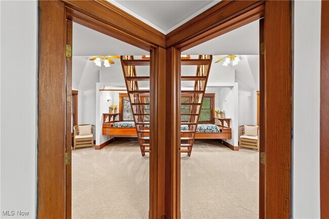 Building Photo - 19 4th