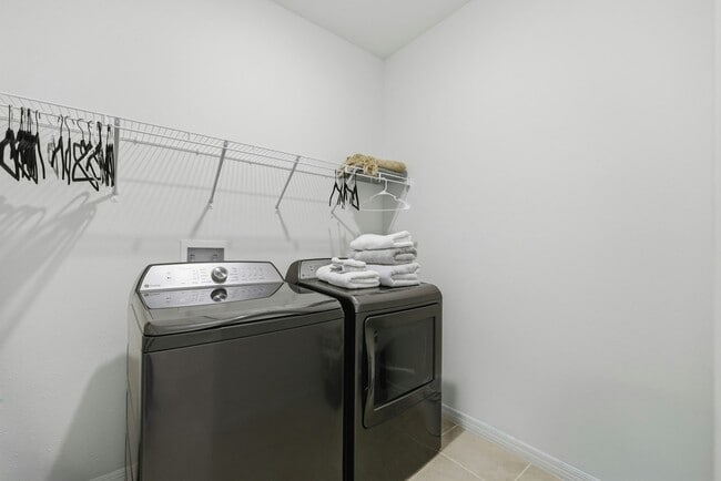 Building Photo - 5157 NW 43rd Ln Rd