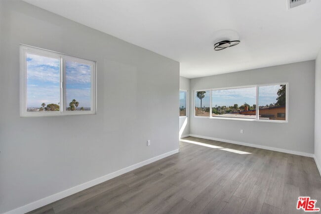 Building Photo - 4151 Don Mariano Dr