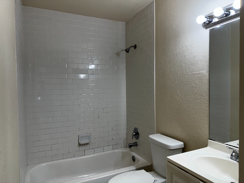 Building Photo - 10857 NW 45th St