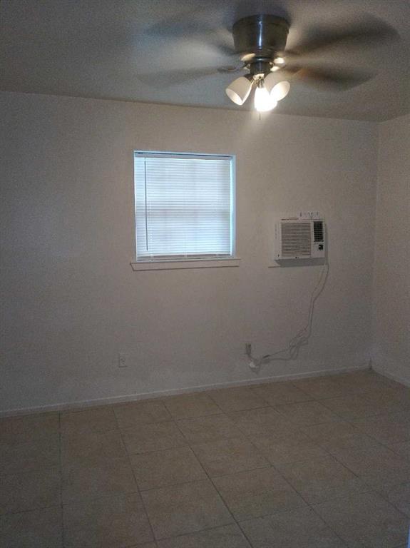 Building Photo - 3703 Seabrook St