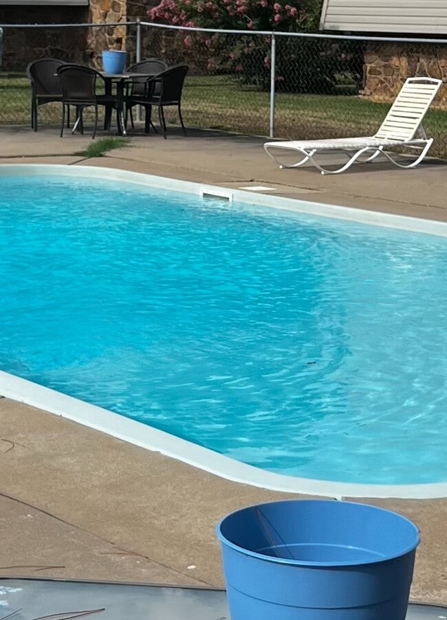 Building Photo - Cedar Terrace