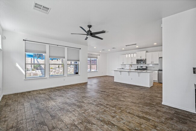 Building Photo - 3651 Sandy Brook Dr