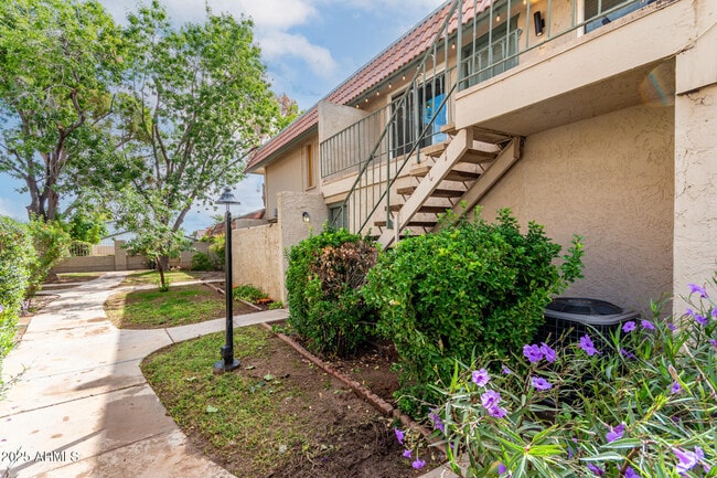 Building Photo - 5631 S Bounty Ct