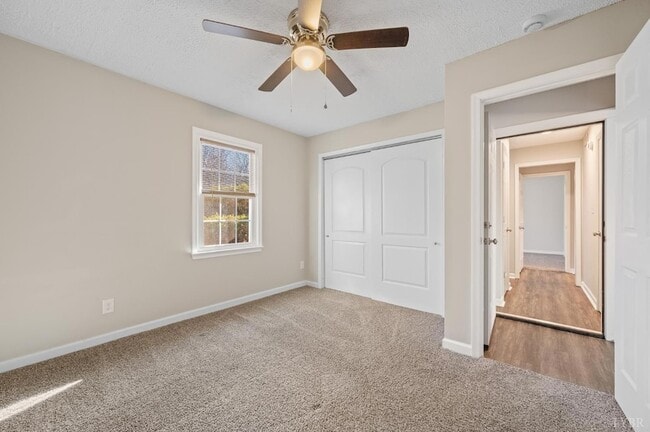 Building Photo - 117 Settlement Dr