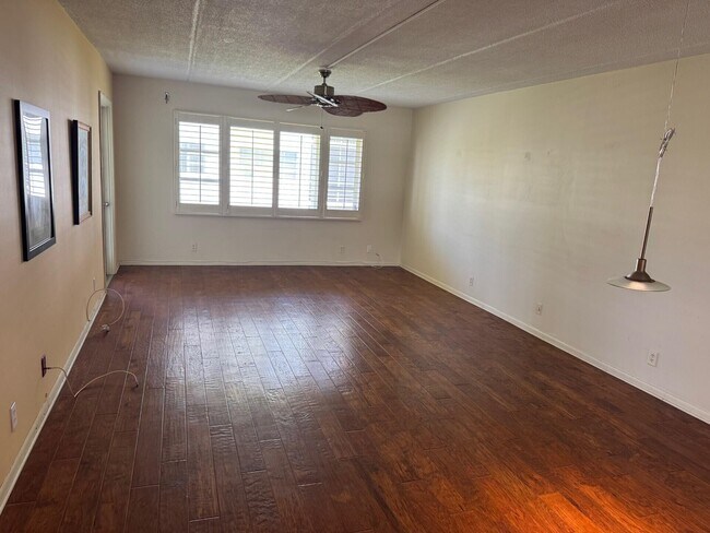 Building Photo - 4500 N Flagler Dr