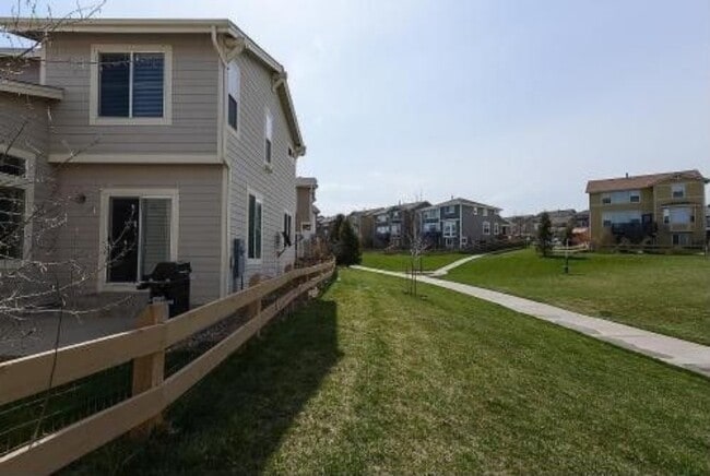 Building Photo - 2988 Redhaven Way