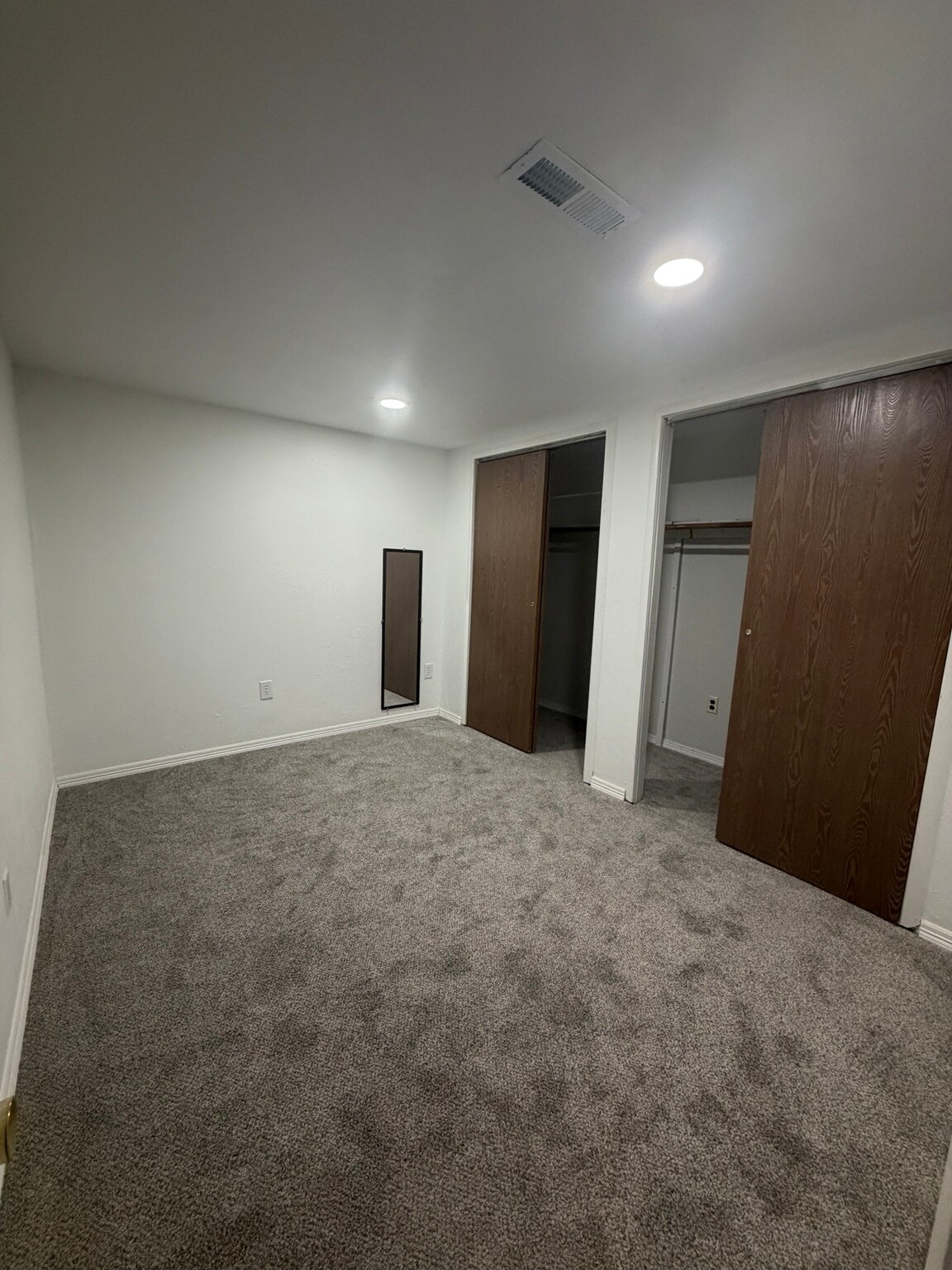 Second Bedroom - 3322 Vivian Dr