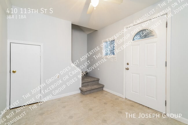 Building Photo - 410 113th St S