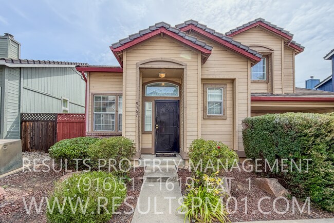 Building Photo - Great Elk Grove 2 Bedroom plus Loft Home