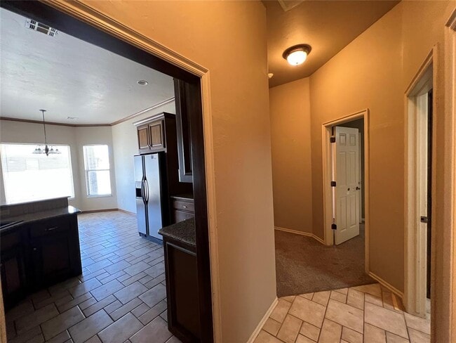 Building Photo - 16505 Moorgate Ln