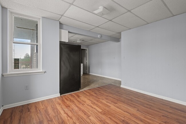 Building Photo - 1061 N Duke St