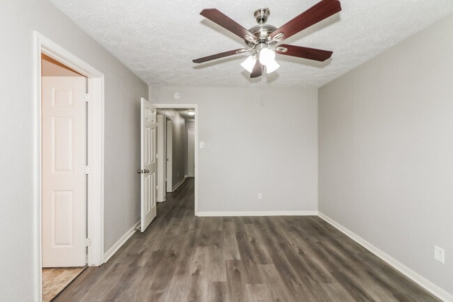 Building Photo - 1515 Windys Way