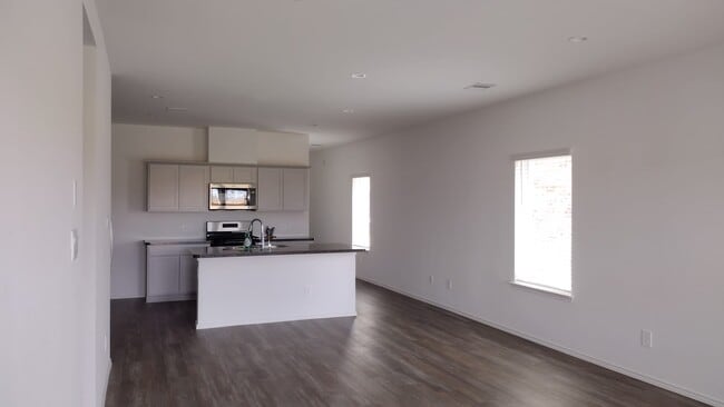Building Photo - 24315 Saddlestone Green Dr