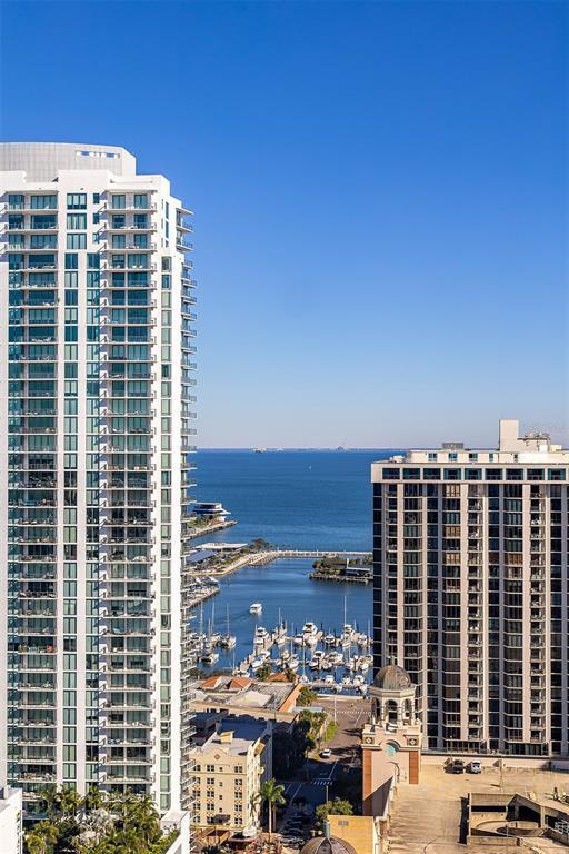 Building Photo - 275 1st Ave S